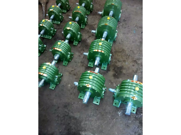 CWO100蝸輪減速機